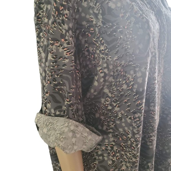 Torrid Sz 3X Harper Leo Zebra Gray Pink Animal Print Popover Blouse Pockets - Picture 4 of 11